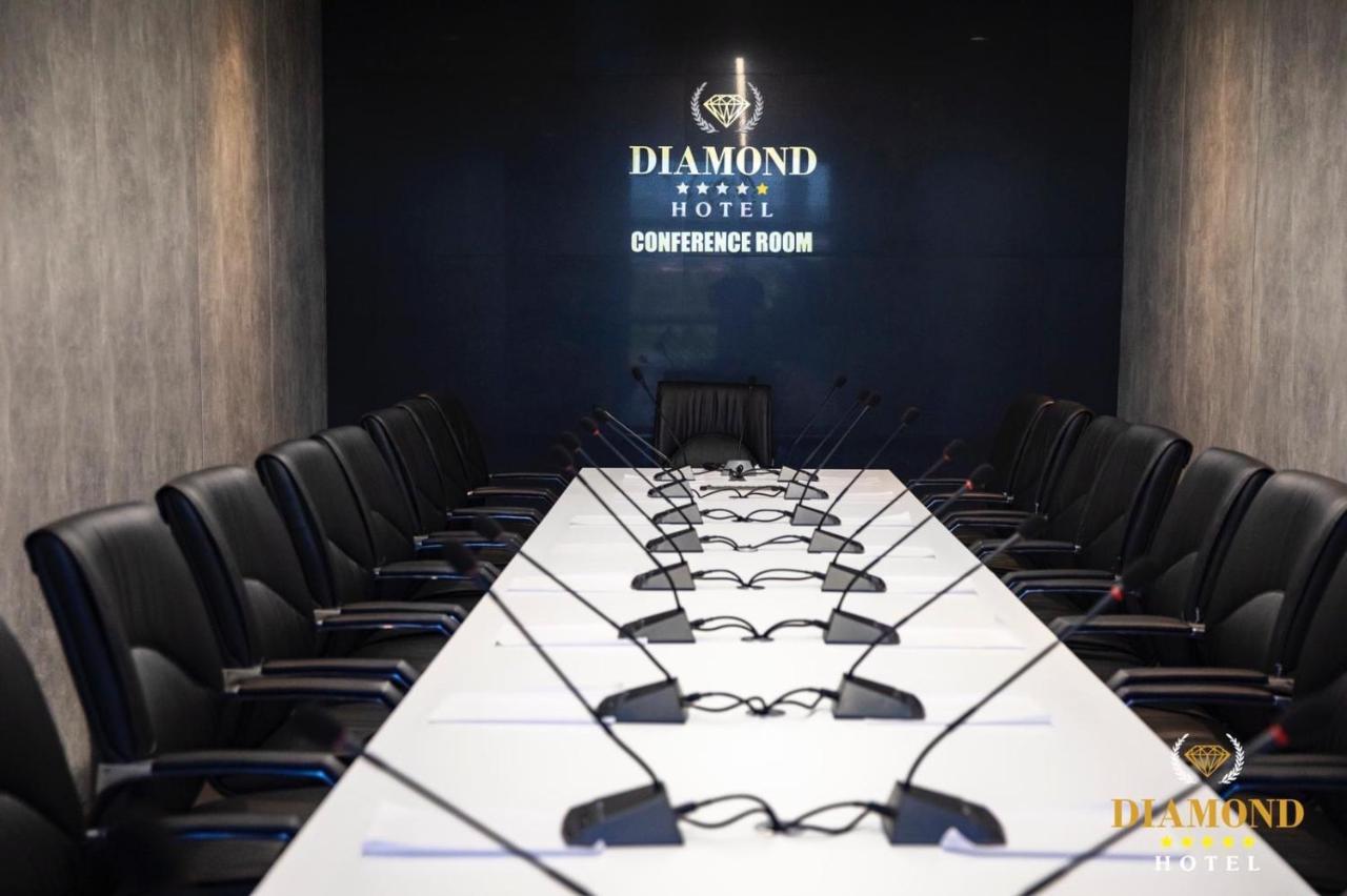 Hotel Diamond Prishtina Laplje Selo Exterior foto Conference Room