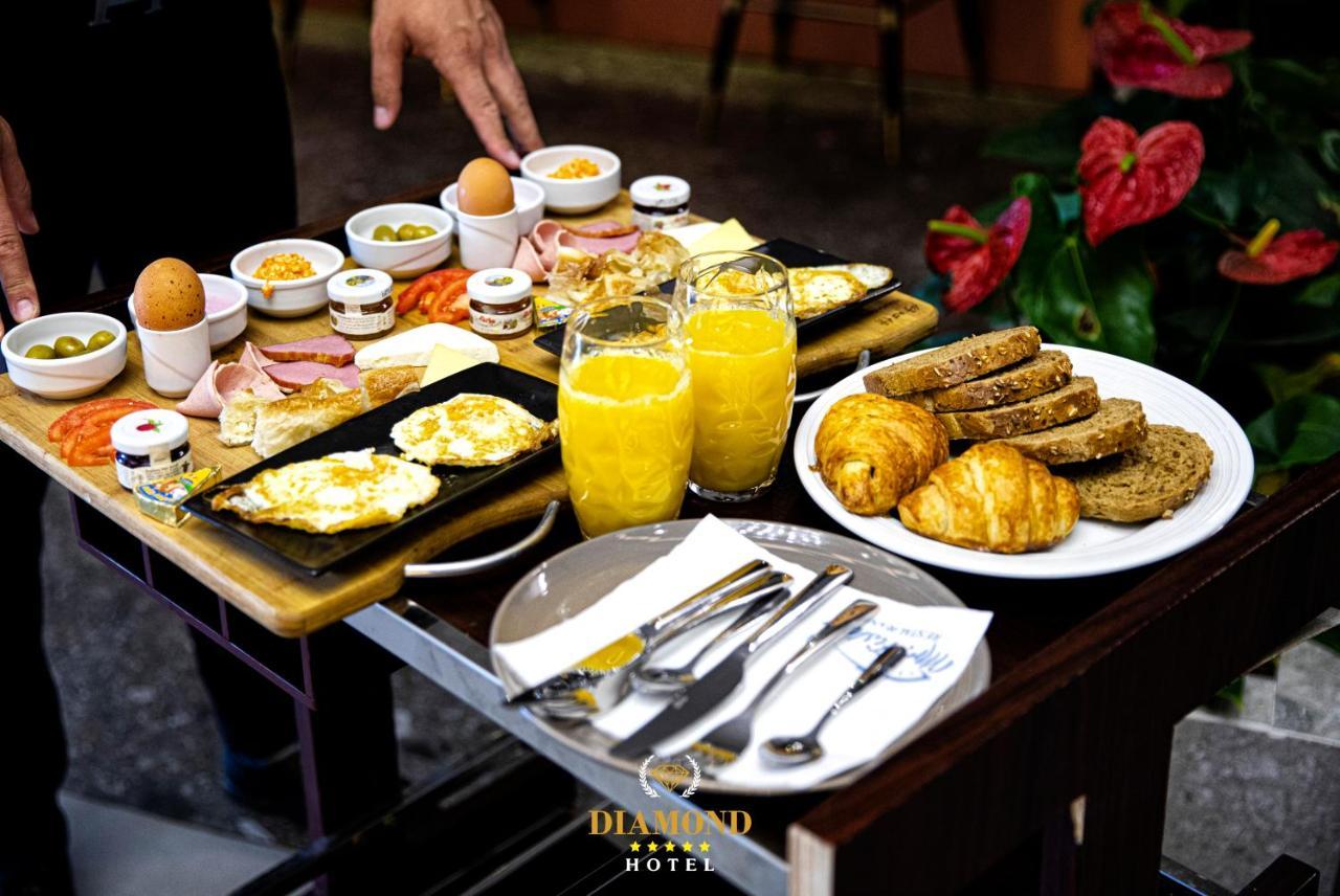 Hotel Diamond Prishtina Laplje Selo Exterior foto Breakfast at Diamond Hotel